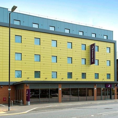 Premier Inn Newbury Town Centre Eksteriør billede
